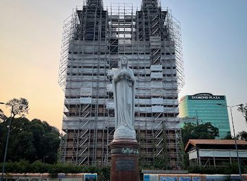 vietnam/ho-chi-minh-city/district-1/landmark/mother-mary-statue