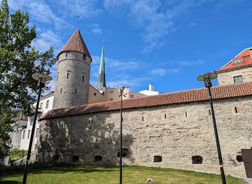 estonia/tallinn-old-town/landmark/nunnatorn-ja-linnamuuri-platvorm