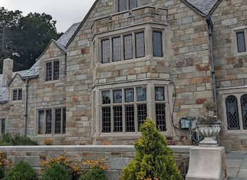 connecticut/the-quiet-corner/landmark/gallaher-mansion-and-cranbury-park