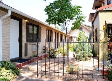 colorado/sterling/landmark/the-crest-motel