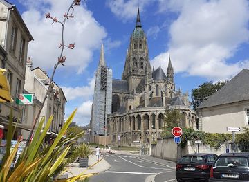 france/aquitaine/landmark/basilique-saint-michel