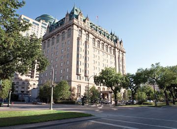 canada/winnipeg/landmark/the-fort-garry-hotel-spa-and-conference-centre