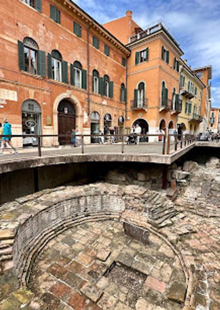 Porta Leoni