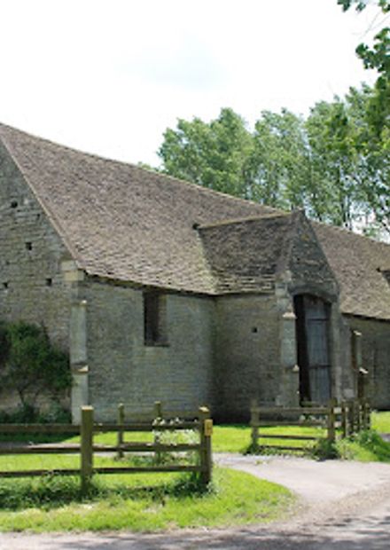 National Trust - Ashleworth Tithe Barn