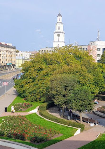 Rose Square