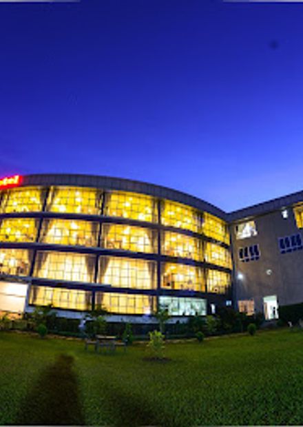 Maple Leaf Hotel