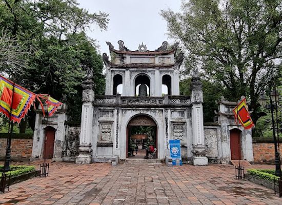 vietnam/northeast/landmark/temple-of-literature
