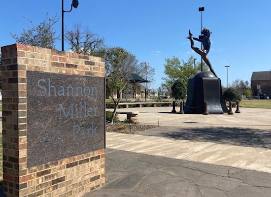 oklahoma/edmond/landmark/shannon-miller-park