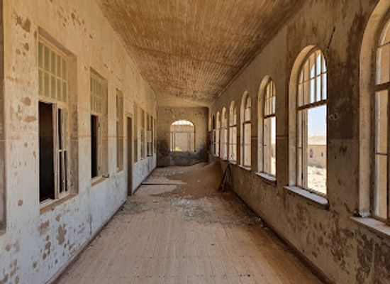 namibia/luderitzland/landmark/kolmanskop