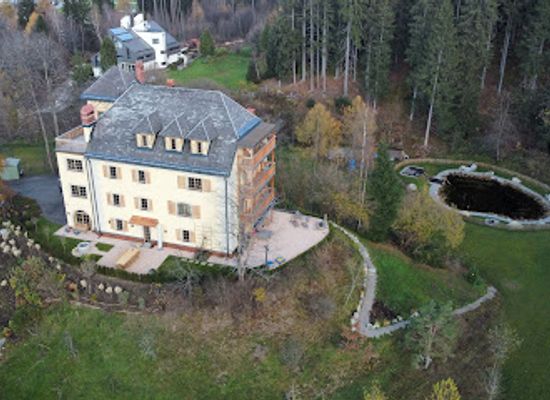 austria/innsbruck/igls/landmark/hohenburg
