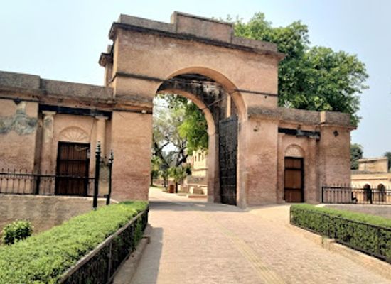 india/lucknow/landmark/the-residency-lucknow