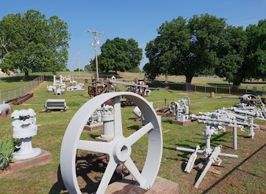 missouri/joplin/landmark/joplin-history-mineral-museum