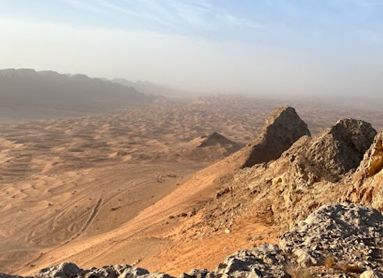 united-arab-emirates/al-hajar-al-gharbi-mountains/landmark/fossil-rock