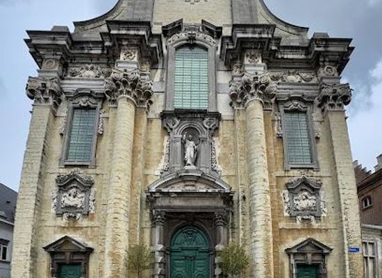 belgium/flemish-brabant/landmark/saint-peter-and-paul