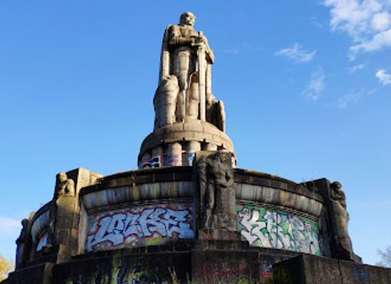 germany/hamburg/landmark/bismarck-monument