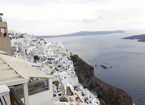 greece/santorini/landmark/mati-art-gallery