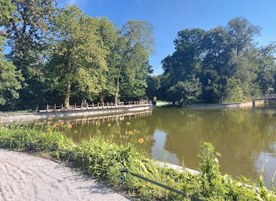 croatia/zagreb/maksimir-park/landmark/prvo-jezero