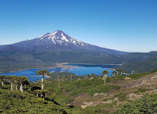 chile/araucania-region/landmark/sendero-sierra-nevada