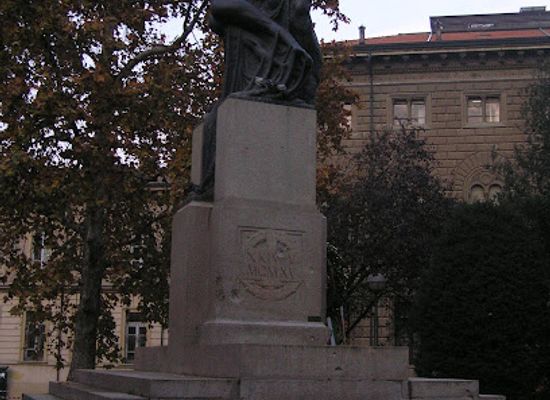 italy/rimini/landmark/monumento-ai-caduti-della-prima-guerra-mondiale