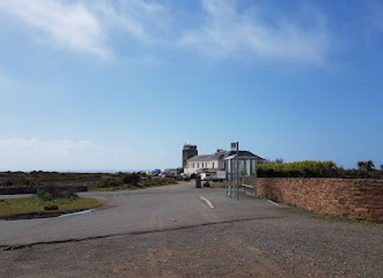 jersey/st-brelade/landmark/la-table-des-marthes