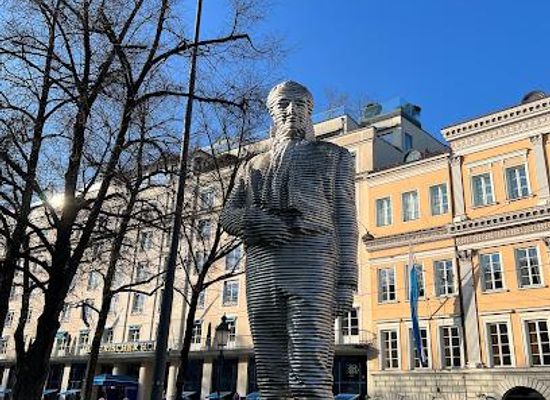 germany/munich/landmark/maximilian-von-montgelas-statue