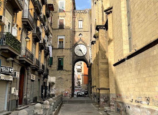 italy/naples/landmark/arco-di-sant-eligio