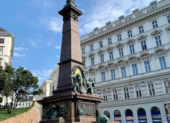 austria/eisenstadt/landmark/liebenberg-denkmal