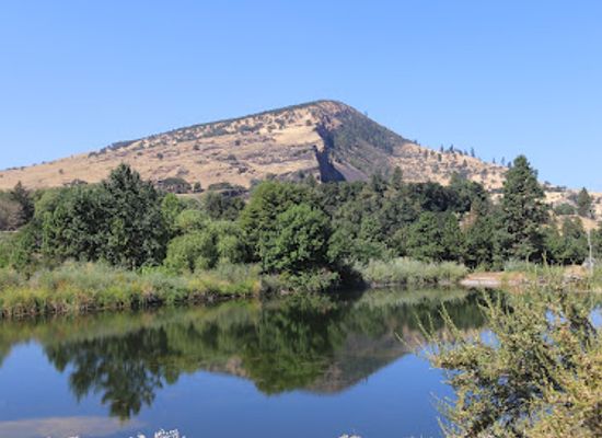 oregon/columbia-river-gorge/landmark/columbia-gorge-discovery-center-museum