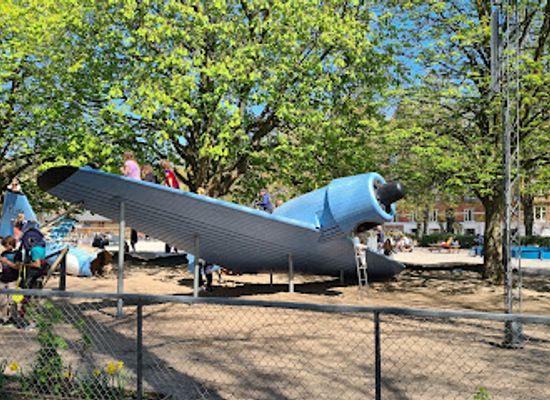 denmark/copenhagen/norrebro/landmark/norrebroparken-playground