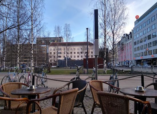 finland/oulu/landmark/irish-pub-st-michael-arctic-vodka-oy