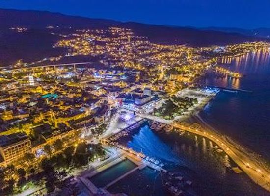croatia/kvarner/landmark/trg-stjepana-radica