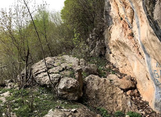 albania/mysia/landmark/good-cave-shpella-e-mire-besh