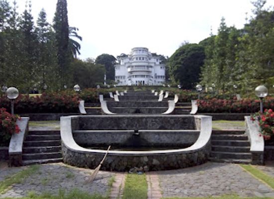 indonesia/bandung/setiabudi/landmark/taman-bareti-upi-bandung