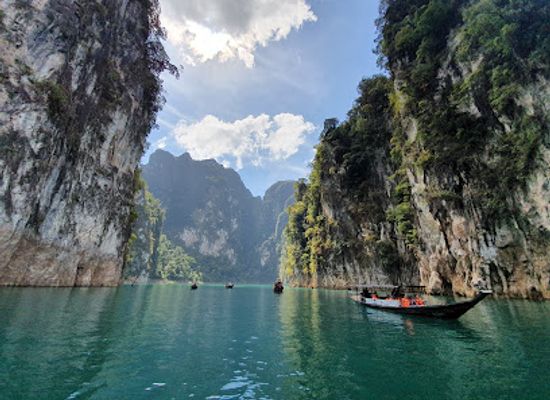 thailand/khao-sok-national-park/landmark/cheow-lan-lake