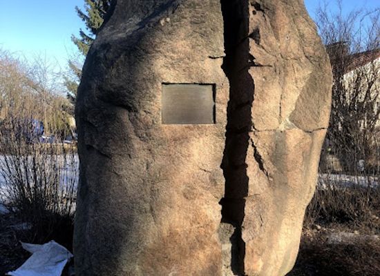 finland/pirkanmaa/landmark/asevelikyla-memorial