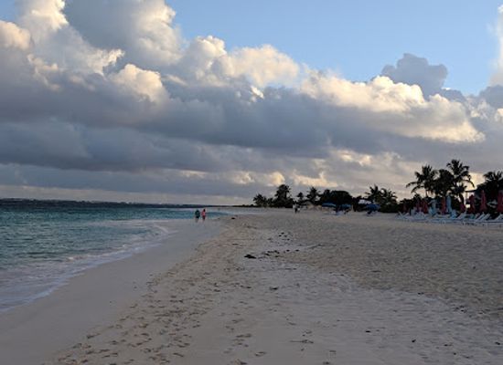 anguilla/shoal-bay-village/landmark/madeariman