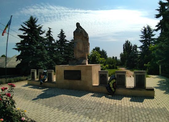 moldova/soroca-county/landmark/palace-of-culture