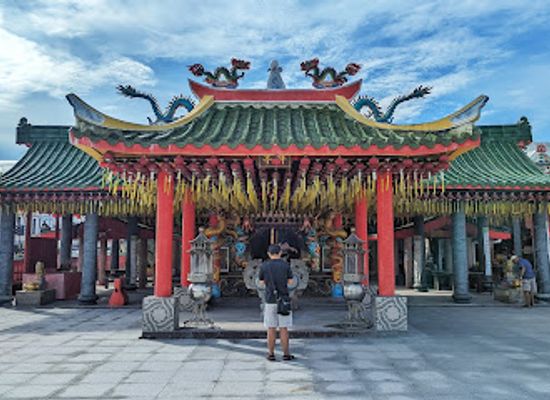 malaysia/miri/landmark/miri-tua-pek-kong-temple