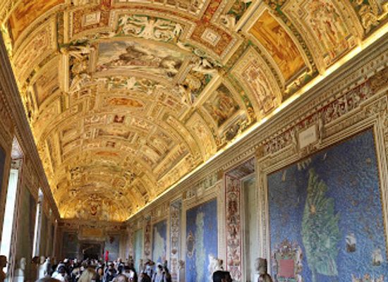 vatican-city/vatican-library/landmark/pio-clementine-museum