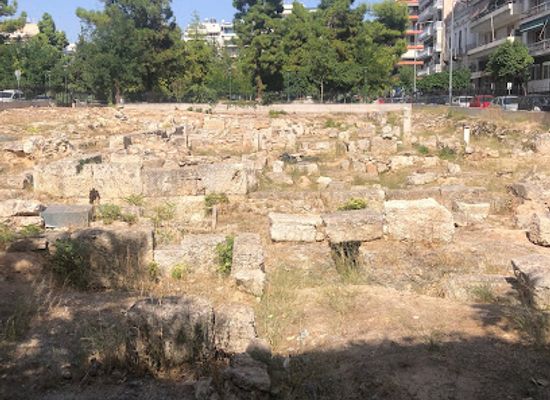 greece/attica/landmark/pantheon-of-piraeus