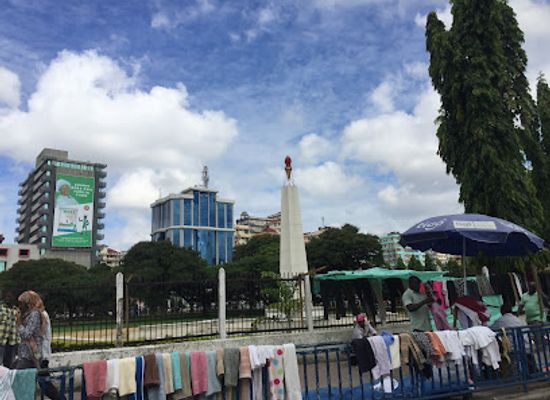 tanzania/dar-es-salaam/kivukoni/landmark/uhuru-monument