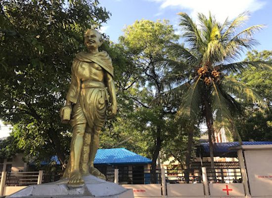 sri-lanka/jaffna/landmark/statue-of-mahathma-gandhi