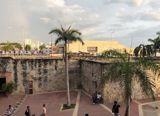 colombia/cartagena-coast/landmark/monumento-torre-del-reloj