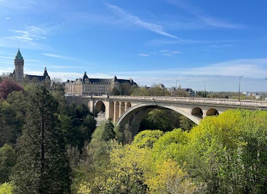 luxembourg/luxembourg-city/landmark/pont-adolphe