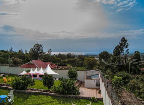 kenya/naivasha/landmark/st-elizabeth-white-house-gardens