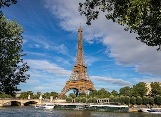 france/ile-de-france/landmark/quais-de-la-seine