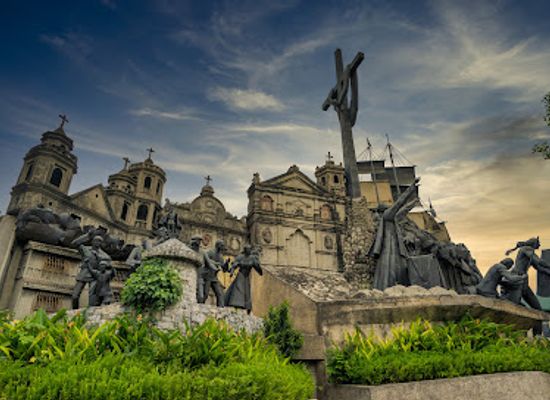 philippines/cebu-city/landmark/heritage-of-cebu-monument