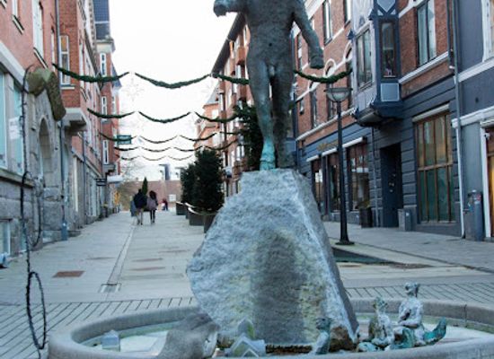 denmark/vejle/landmark/the-midgard-well
