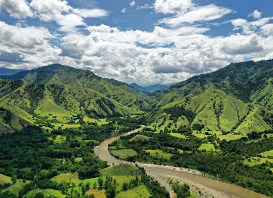 indonesia/tana-toraja/landmark/attractions-ollon
