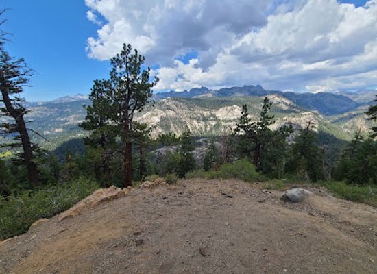 california/mammoth-lakes/landmark/earthquake-fault